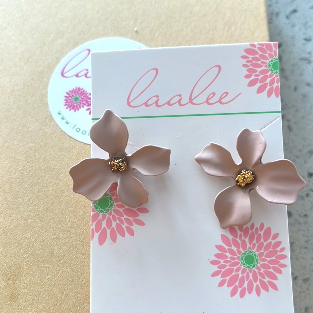 Laalee Flower stud Earrings